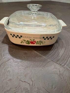 Vintage Corning Ware "Farm Fresh" Ceramic Casserole Dish